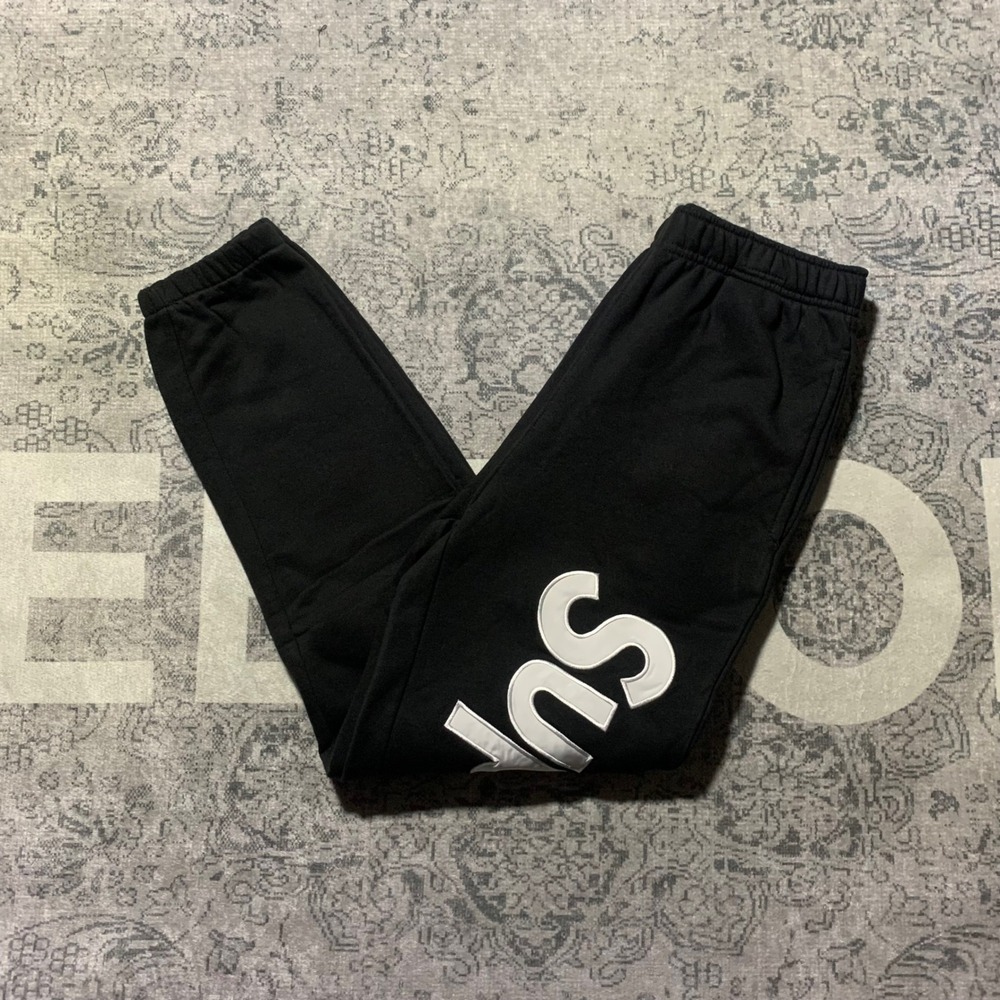Supreme Logo Sweatpants Mens Large Black Excellent Big Logo Fleece Joggers - Picture 2 of 7